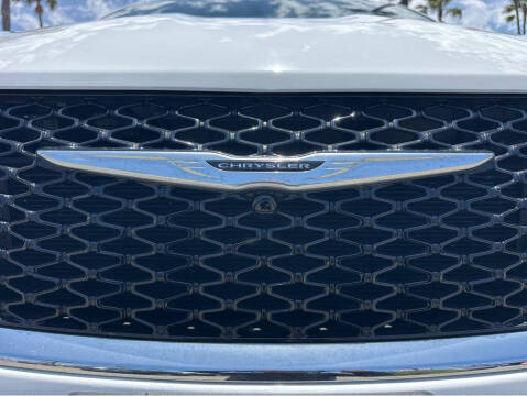 2024 Chrysler Pacifica Plug-In Hybrid