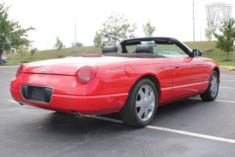 2002 Ford Thunderbird Deluxe