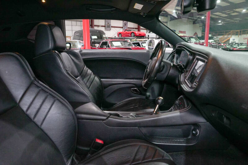 2016 Dodge Challenger SRT Hellcat