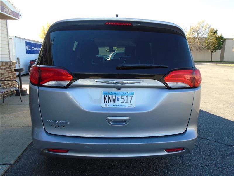 2021 Chrysler Voyager LXi