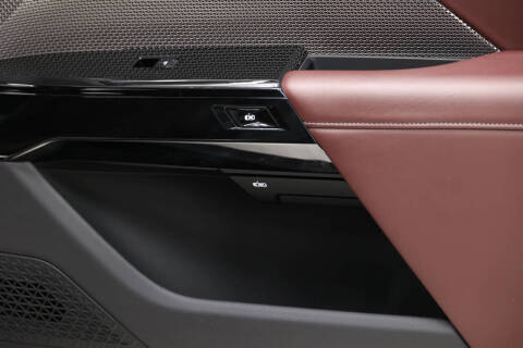 2023 BMW 7 Series 740i