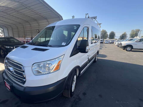 2016 Ford Transit 150 XLT
