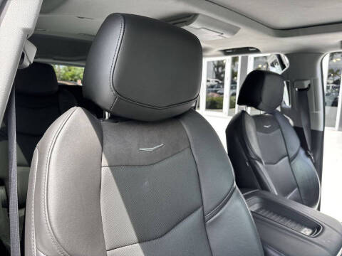 2020 Cadillac Escalade Luxury