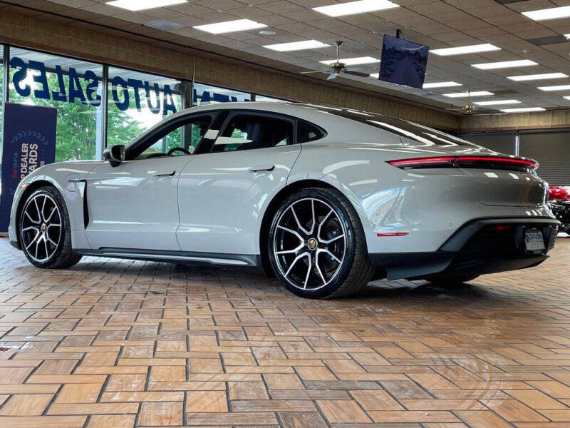 2024 Porsche Taycan