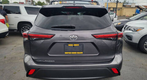2021 Toyota Highlander L