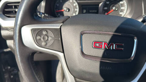 2018 GMC Acadia SLE-2