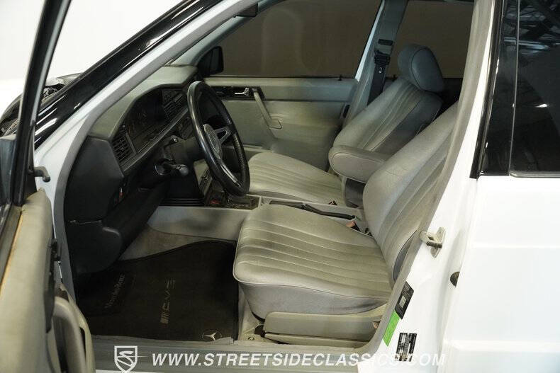 1989 Mercedes-Benz 190-Class 190 E 2.6