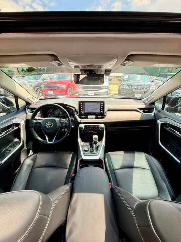 2019 Toyota RAV4 Hybrid Limited