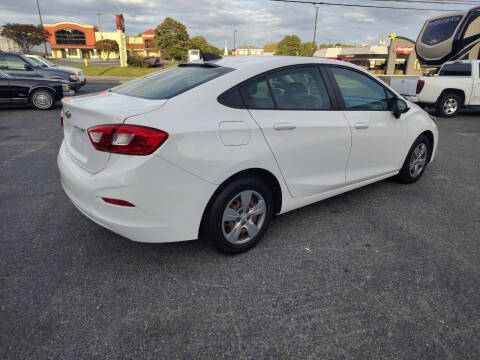 2018 Chevrolet Cruze LS Auto