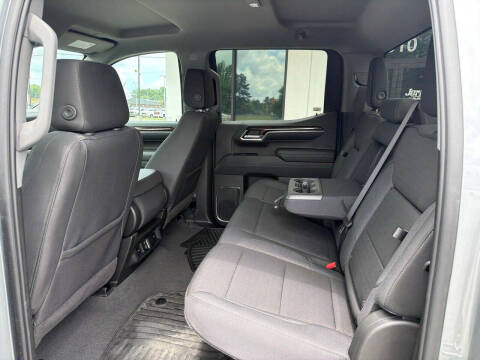 2024 GMC Sierra 1500 Elevation Standard