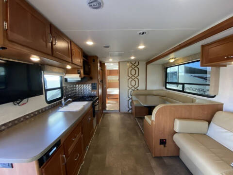 2023 Winnebago Minnie Winnie 331H