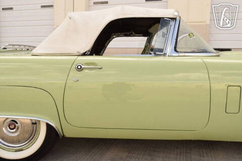 1956 Ford Thunderbird