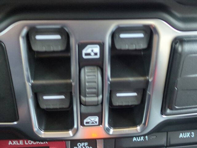 2025 Jeep Gladiator Willys