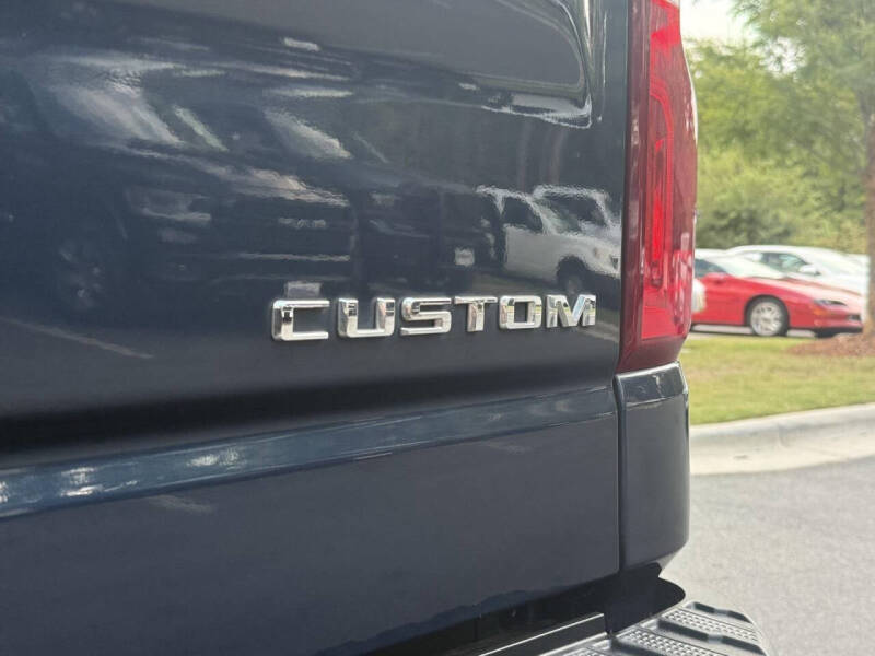 2019 Chevrolet Silverado 1500 Custom