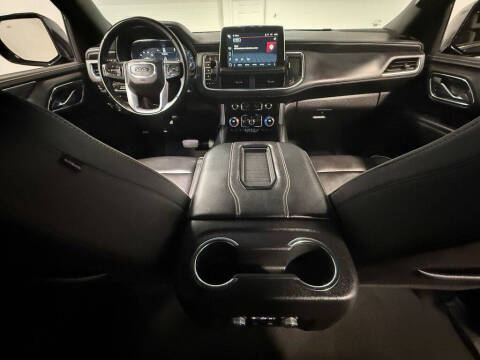 2024 GMC Yukon XL SLT