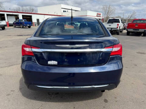 2014 Chrysler 200 LX
