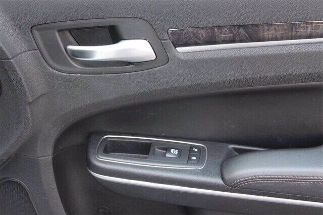 2019 Chrysler 300 Limited