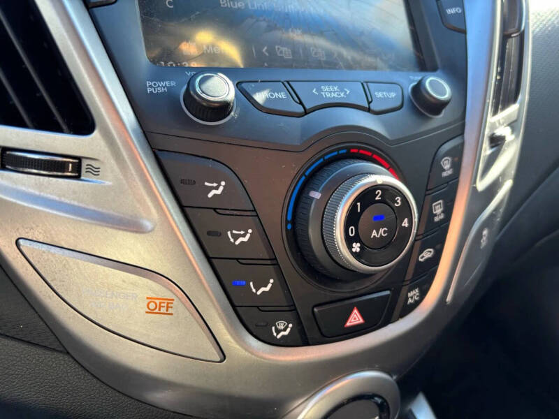 2012 Hyundai Veloster