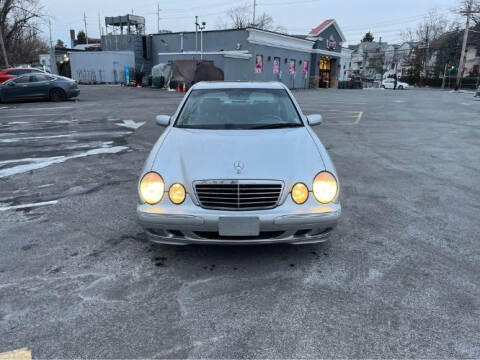 2000 Mercedes-Benz E-Class