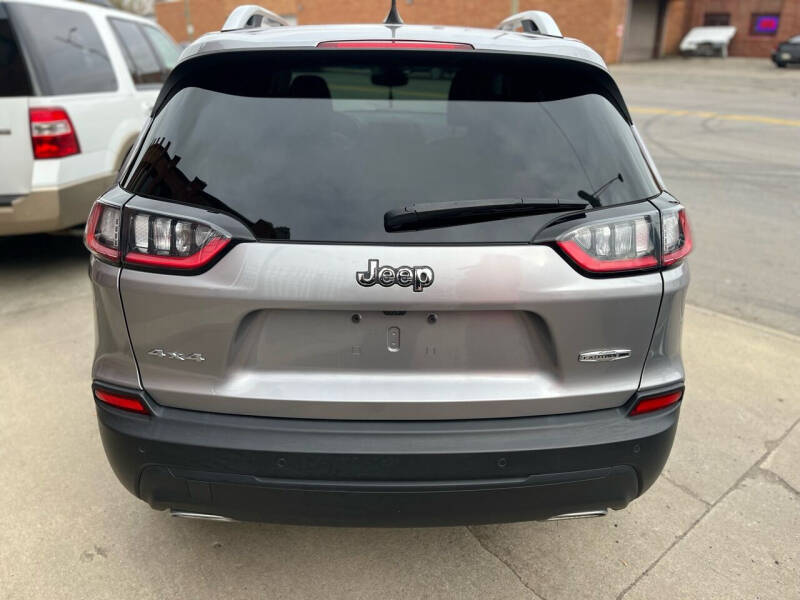 2021 Jeep Cherokee Latitude Lux