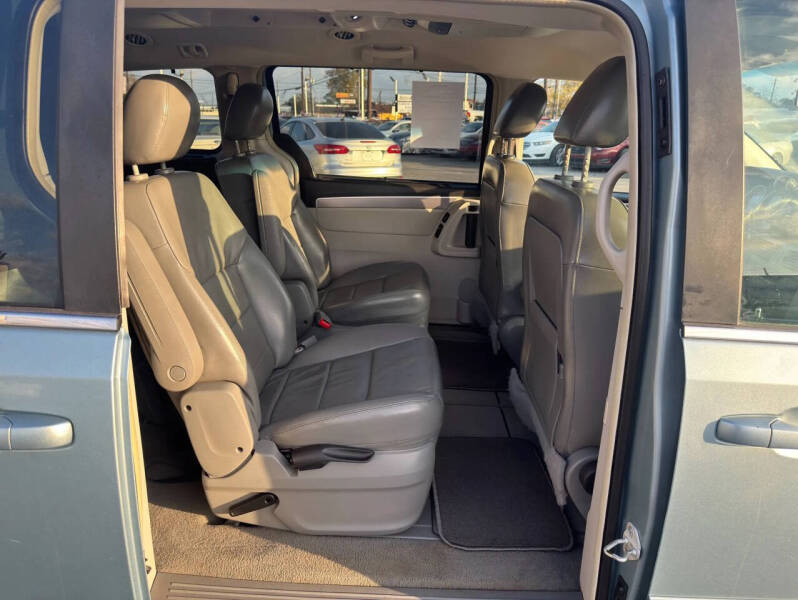 2009 Volkswagen Routan