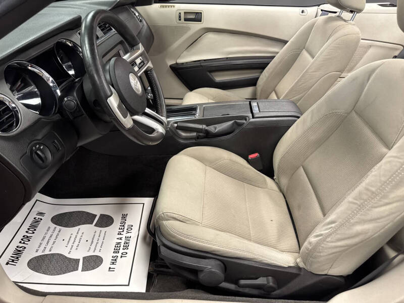2010 Ford Mustang