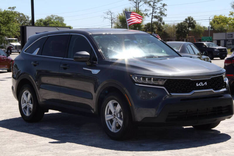 2023 Kia Sorento LX