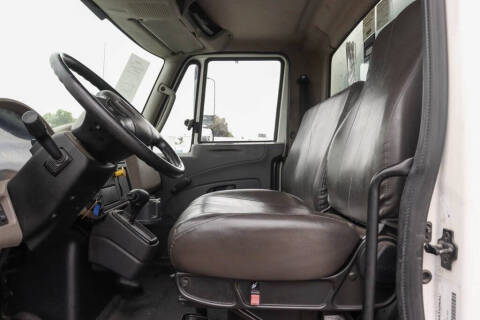 2019 International DuraStar 4300