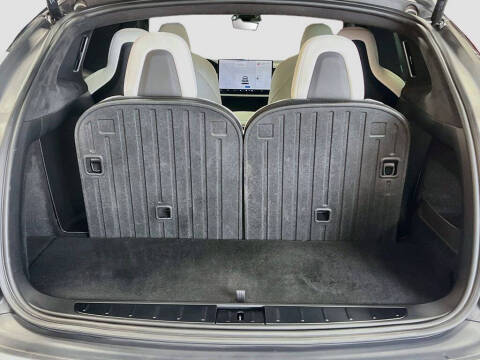2022 Tesla Model X Plaid