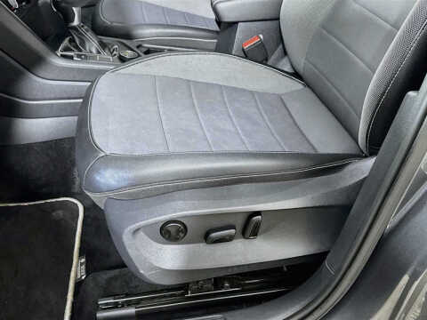 2023 Volkswagen Taos SE 4Motion