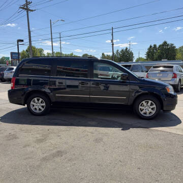 2010 Chrysler Town and Country Touring
