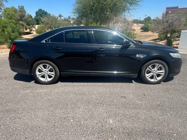2013 Ford Taurus SEL