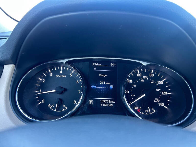 2016 Nissan Rogue SL