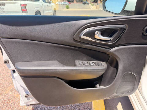 2016 Chrysler 200