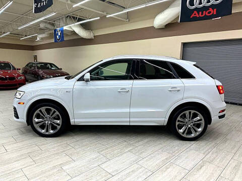 2016 Audi Q3 2.0T quattro Prestige