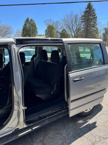 2016 Dodge Grand Caravan American Value Package