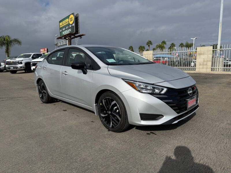 2025 Nissan Versa SR