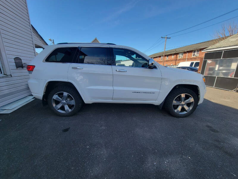 2016 Jeep Grand Cherokee Overland photo 5