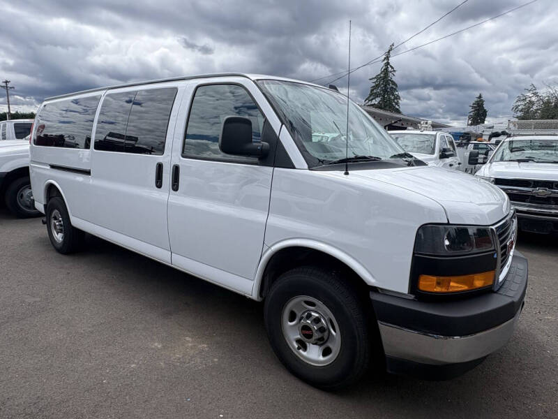 2025 GMC Savana LT 3500