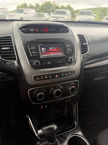 2014 Kia Sorento LX