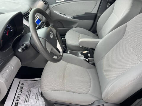 2014 Hyundai Accent GLS