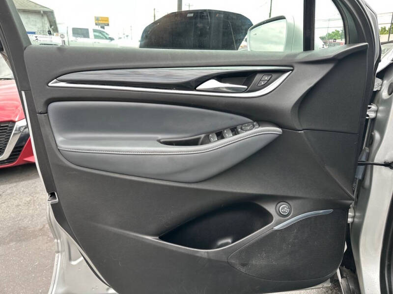 2019 Buick Enclave Essence
