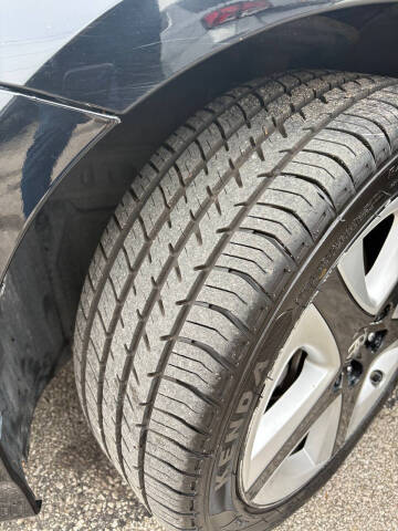 2017 Toyota Prius Three Touring