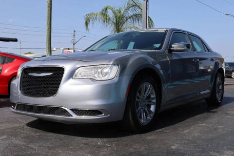2016 Chrysler 300 C