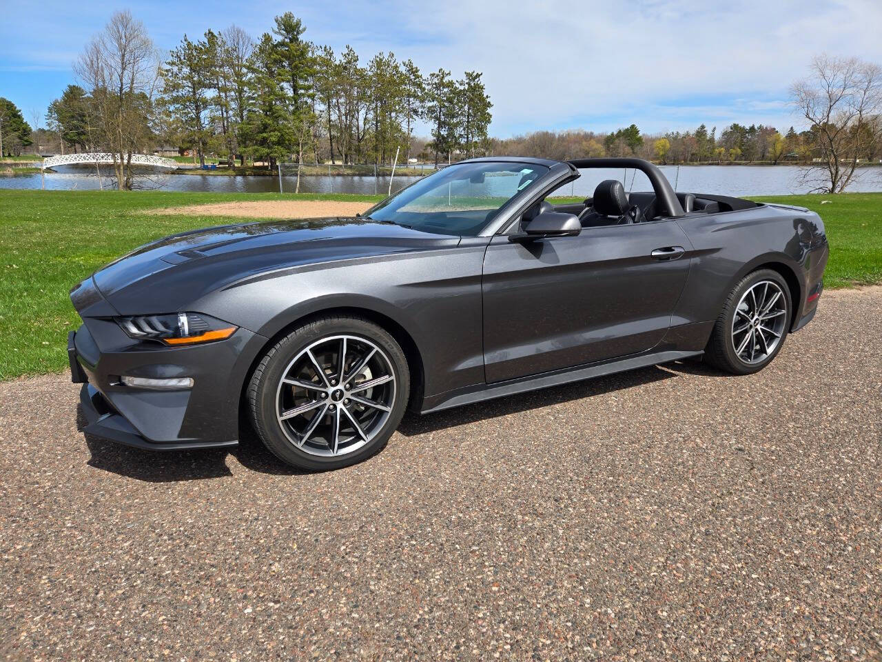 2019 Ford Mustang 9