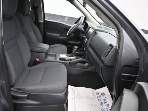 2022 Nissan Frontier S