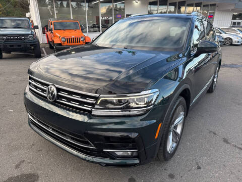 2018 Volkswagen Tiguan for sale at APX Auto Brokers in Edmonds WA