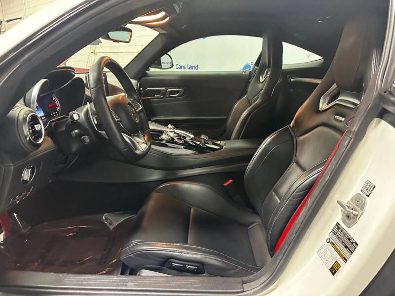 2017 Mercedes-Benz AMG GT