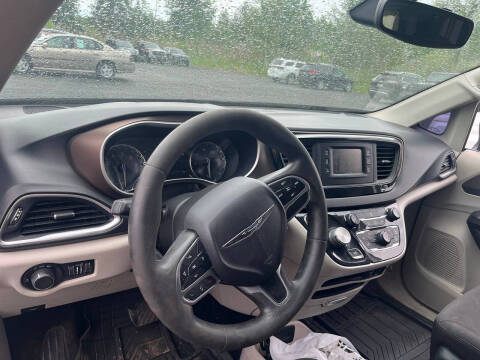2017 Chrysler Pacifica LX