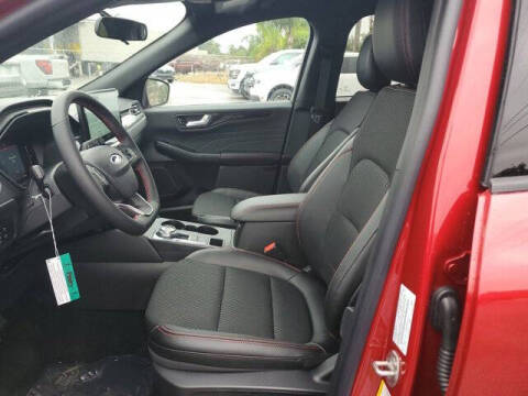 2025 Ford Escape Hybrid ST-Line